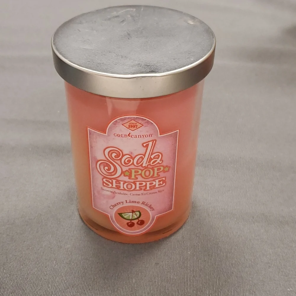 CHERRY LIME RICKEY Gold Canyon 11 oz Medium two wick‎ candle